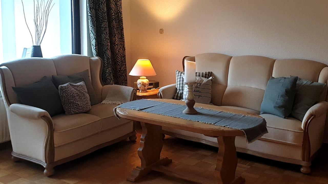Ferienwohnung Mit Terrasse, Kostenloses Wlan, Parkplatz Бад-Ейнгаузен Екстер'єр фото